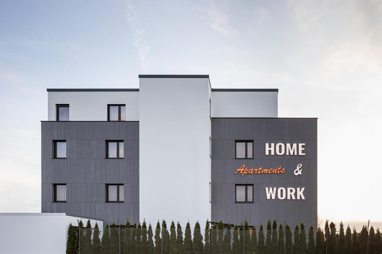 Home & Work Pulheim Exterior foto